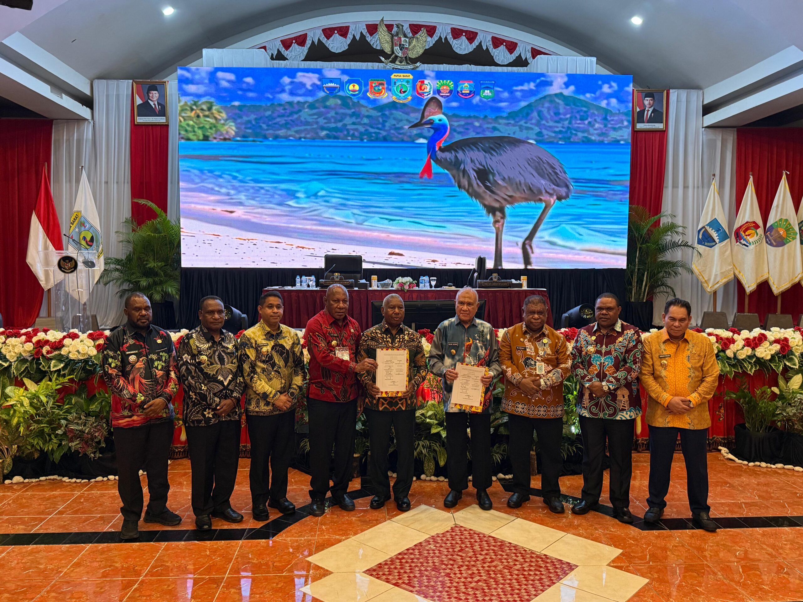 7 Bupati se-Papua Barat Sepakati Poin-Poin Krusial Dalam Raker